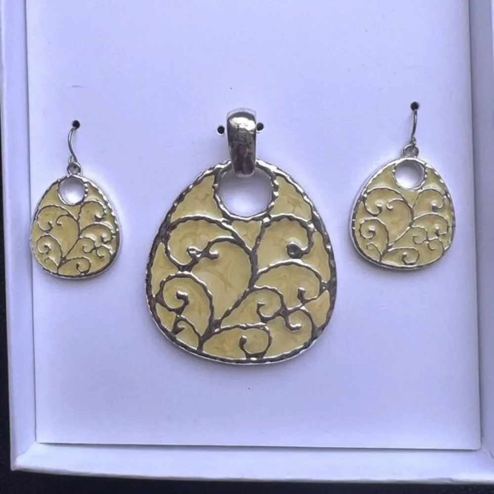 Set of 2 Pendant and Earrings Set Silver-tone‎ Yellow Enamel